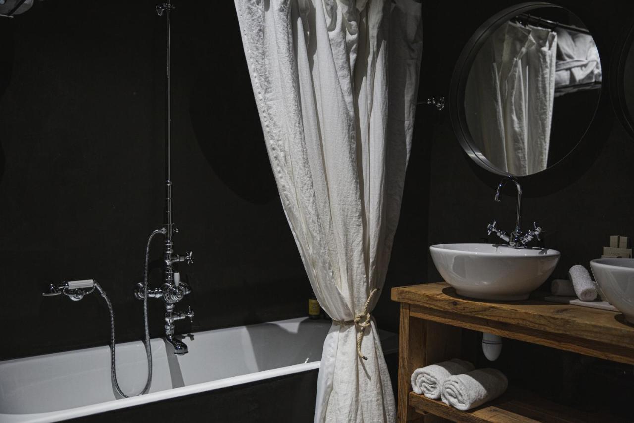 Suites The Marcel Sete Bagian luar foto